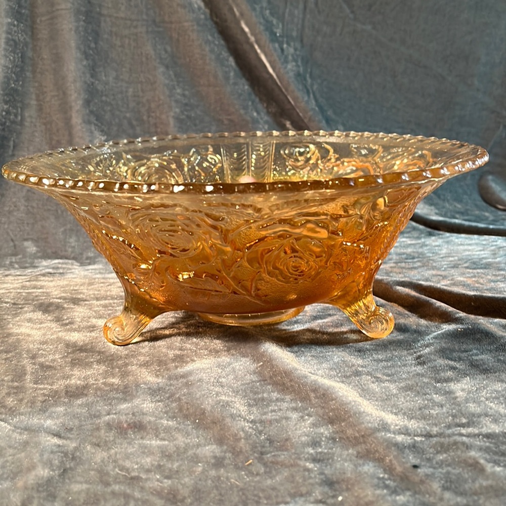Carnival Glassware Footed Bowl